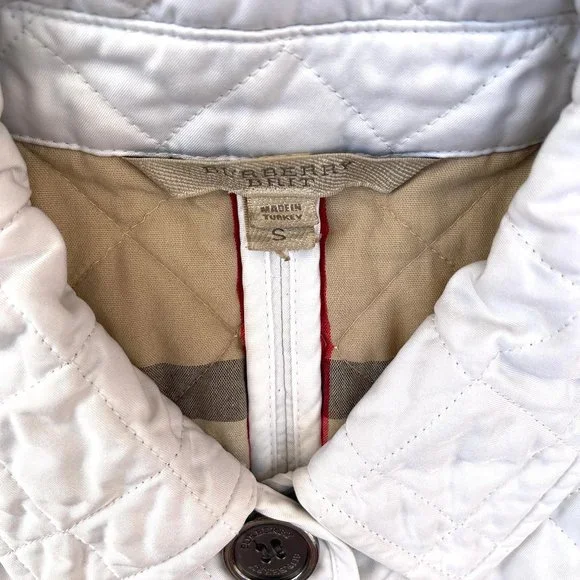 Auc BURBERRY LONDON white nova check quilted jacket S - Picture 9 of 14